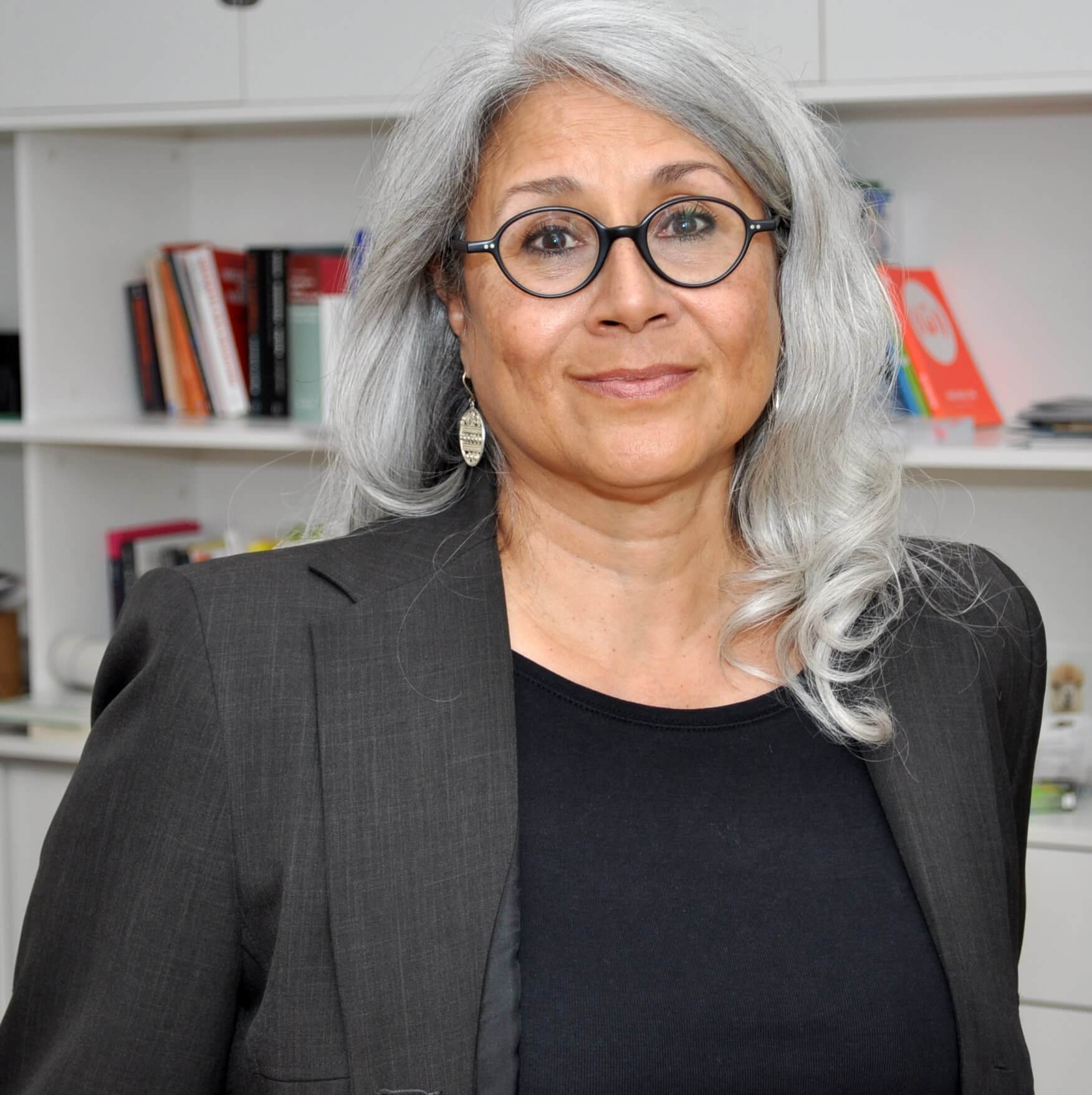 Portrait Foto von Anoma Premachandra